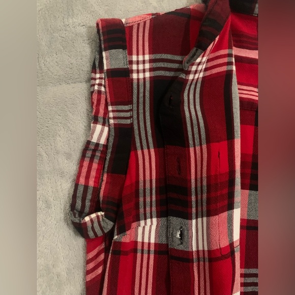 Red plaid button down with collar. NOBO. - Picture 3 of 4